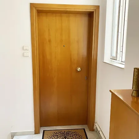 With Free Parking In The Building Лариса